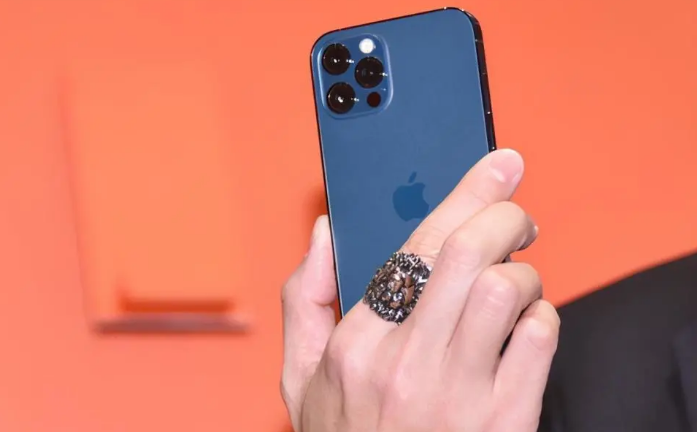 德江苹果手机维修分享iPhone12系列重启方法教程 